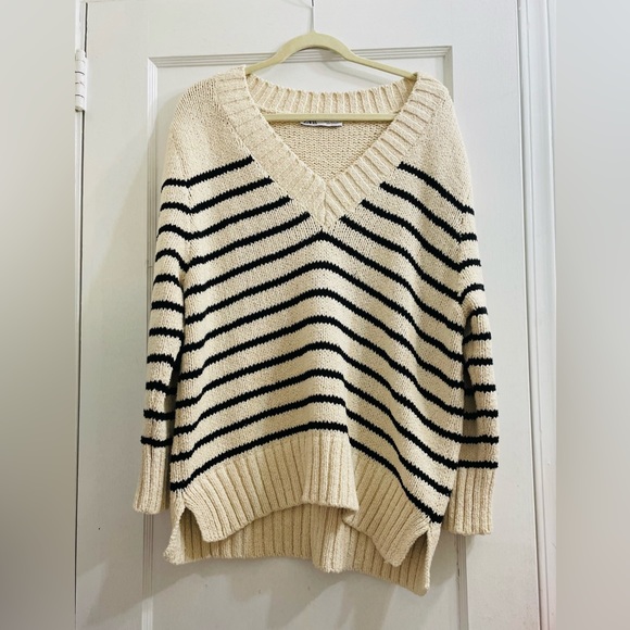 ZARA Comfy Striped Knit Korean Style Layering Oversized V-neck Sweater - Small - Picture 9 of 9